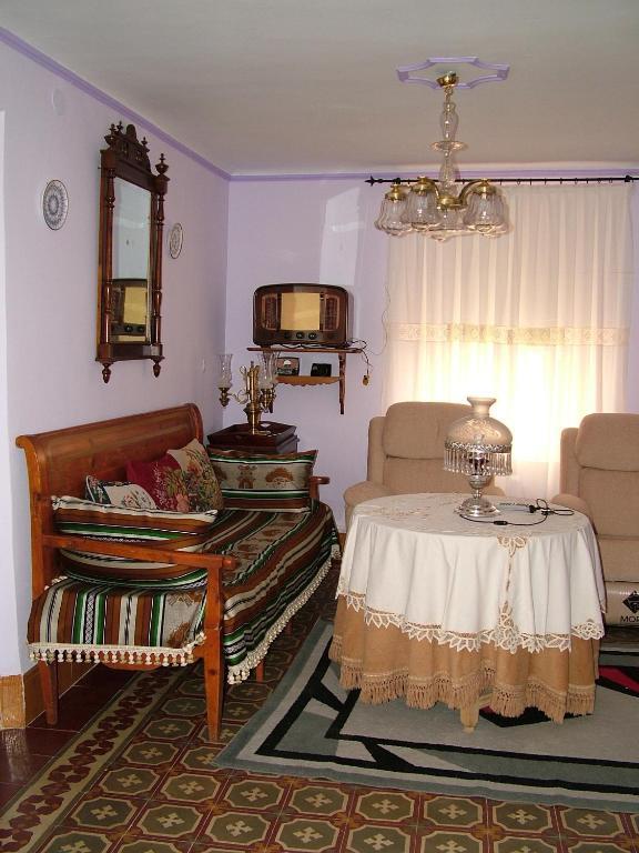 Senorio De Monterruiz Pensionat Casas de Santa Cruz Exteriör bild