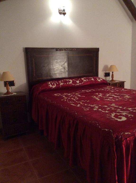 Senorio De Monterruiz Pensionat Casas de Santa Cruz Exteriör bild